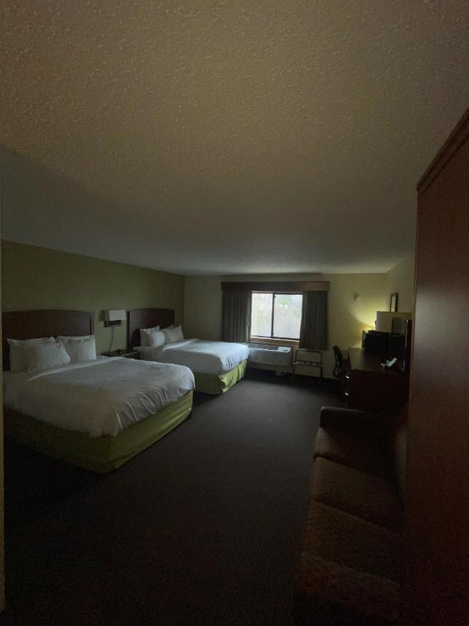 Cobblestone Hotel&Suites - Wisconsin Rapids Esterno foto