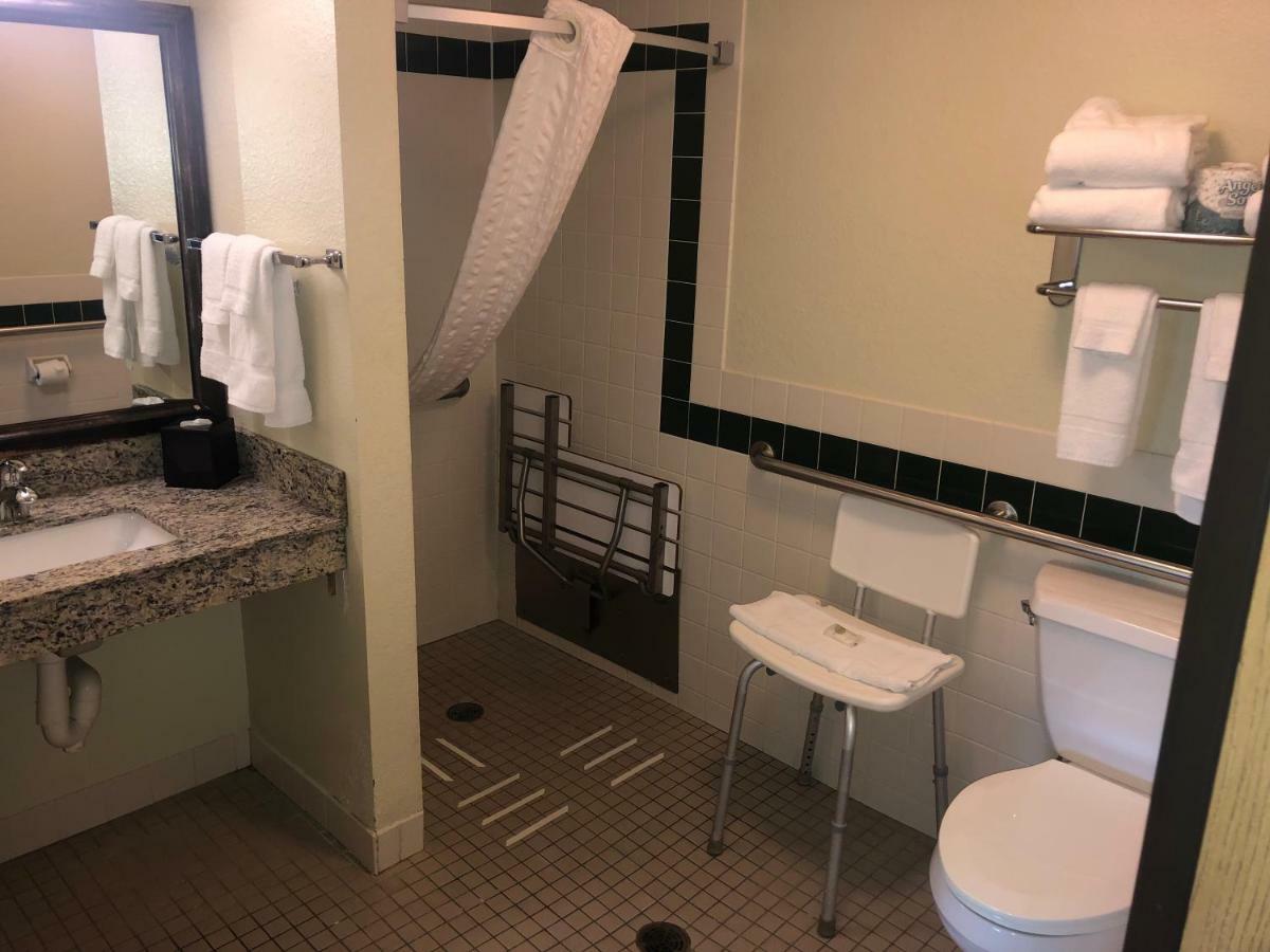 Cobblestone Hotel&Suites - Wisconsin Rapids Esterno foto